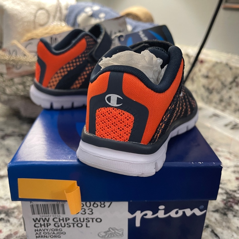 NWT Infant Size 1 Champion Shoes